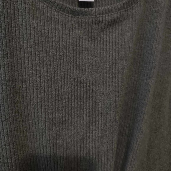 Old Navy Women's Olive Green Knot Front Knit Top Size Small - Picture 4 of 6